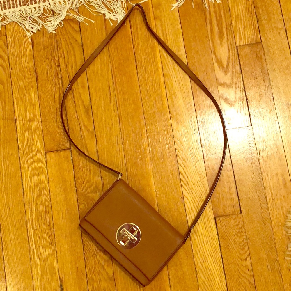 Kate spade tan purse lightly used